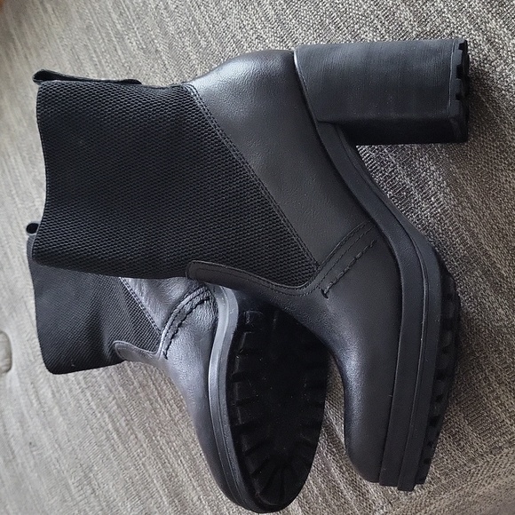 Zodiac leather boots - Picture 2 of 5